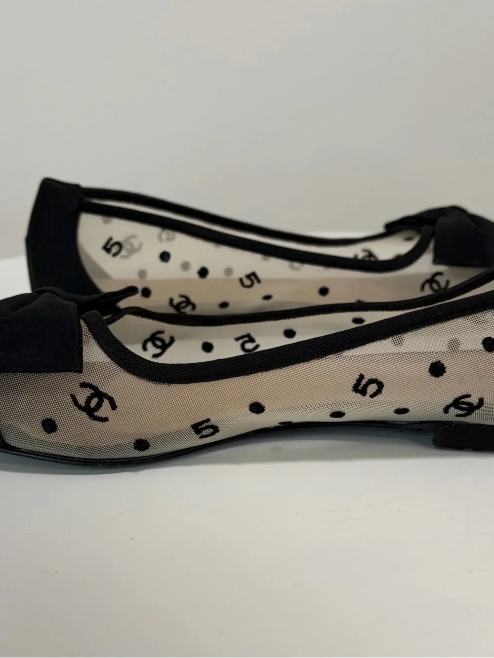 CHANEL Black & Mesh Ballet Flats size 39.5